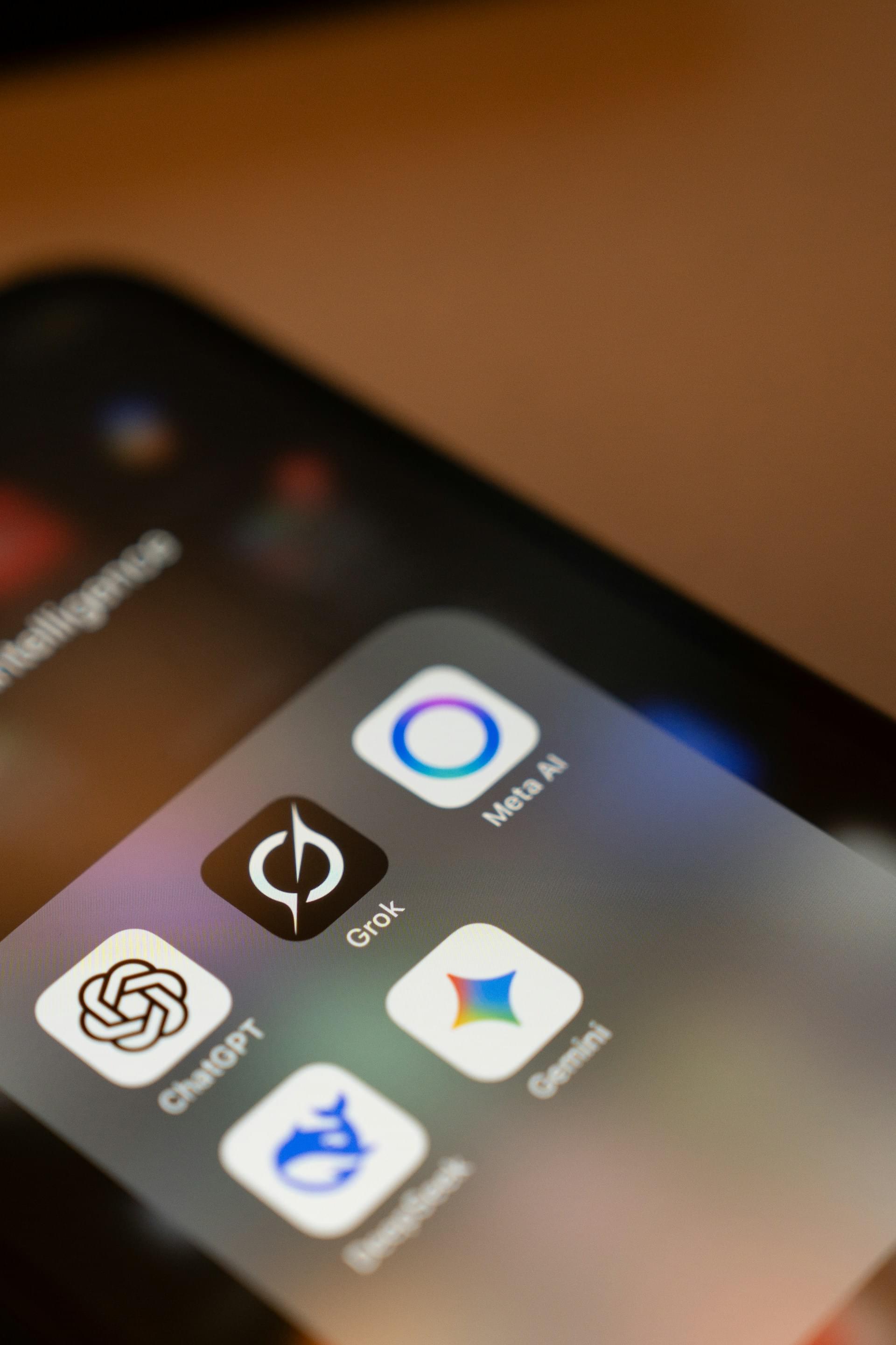 человек, работающий с ии